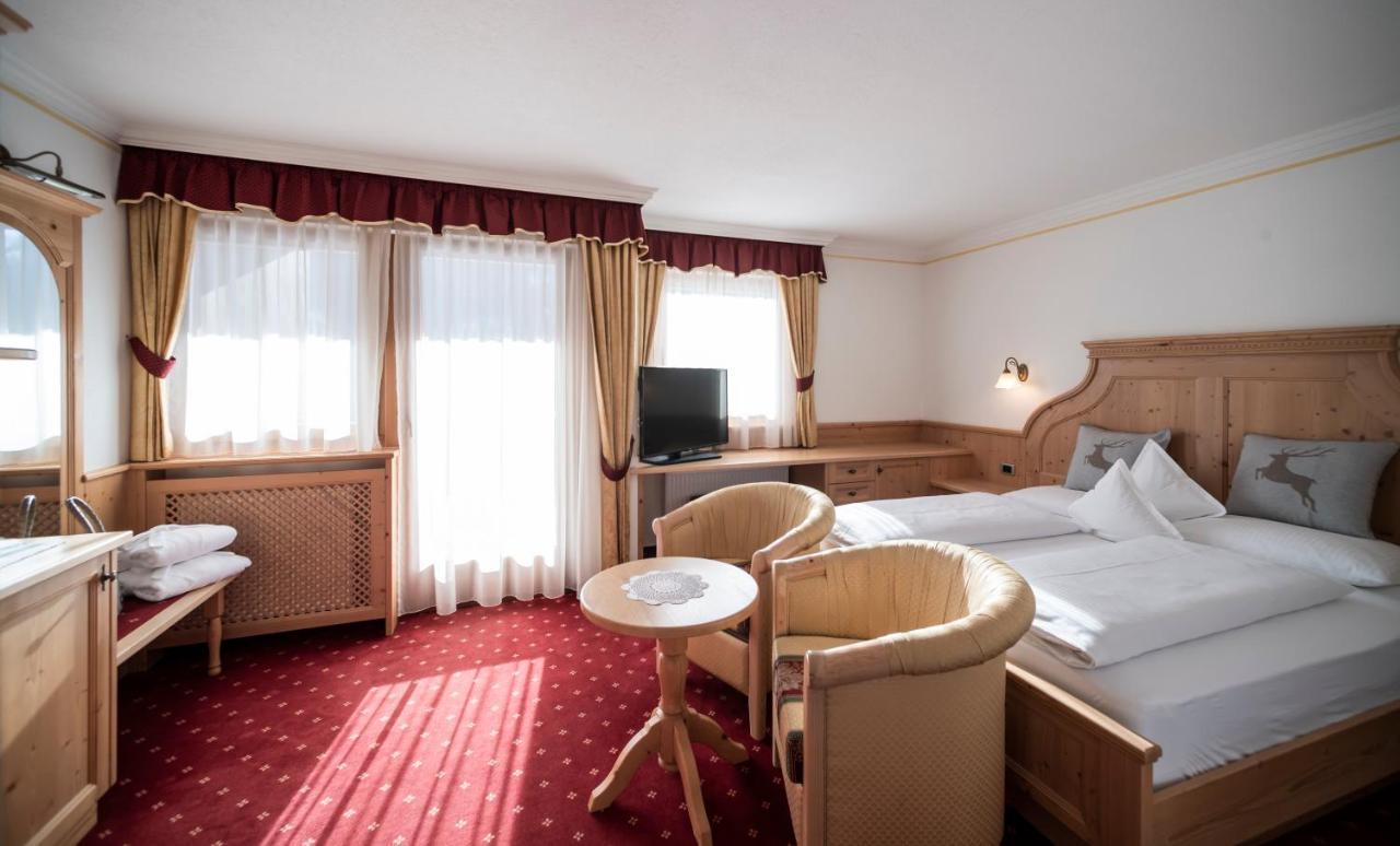 Hotel Plan Murin ลาวาลเล ภายนอก รูปภาพ